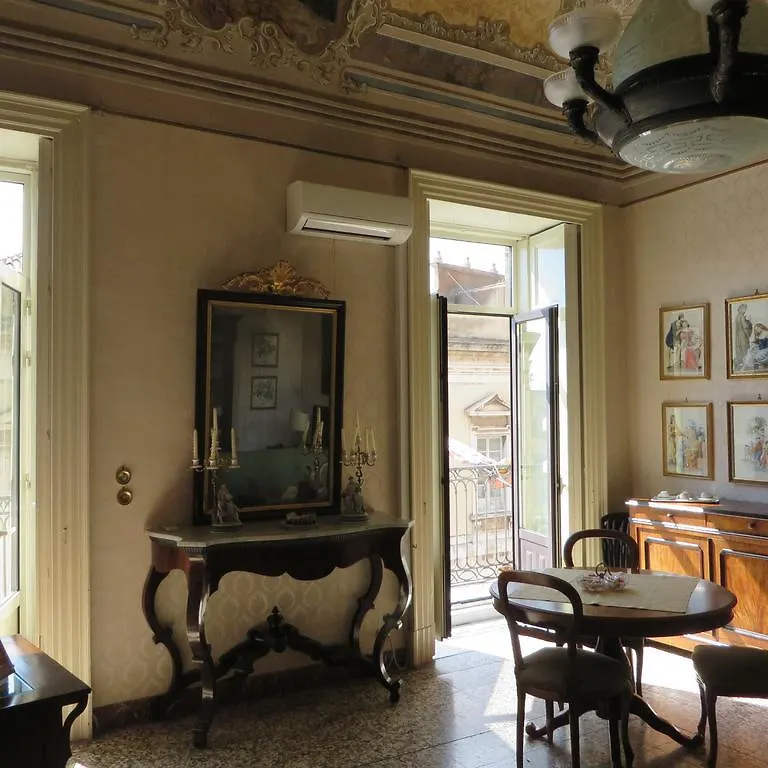 Couette-café B&B Al Teatro Massimo Catane